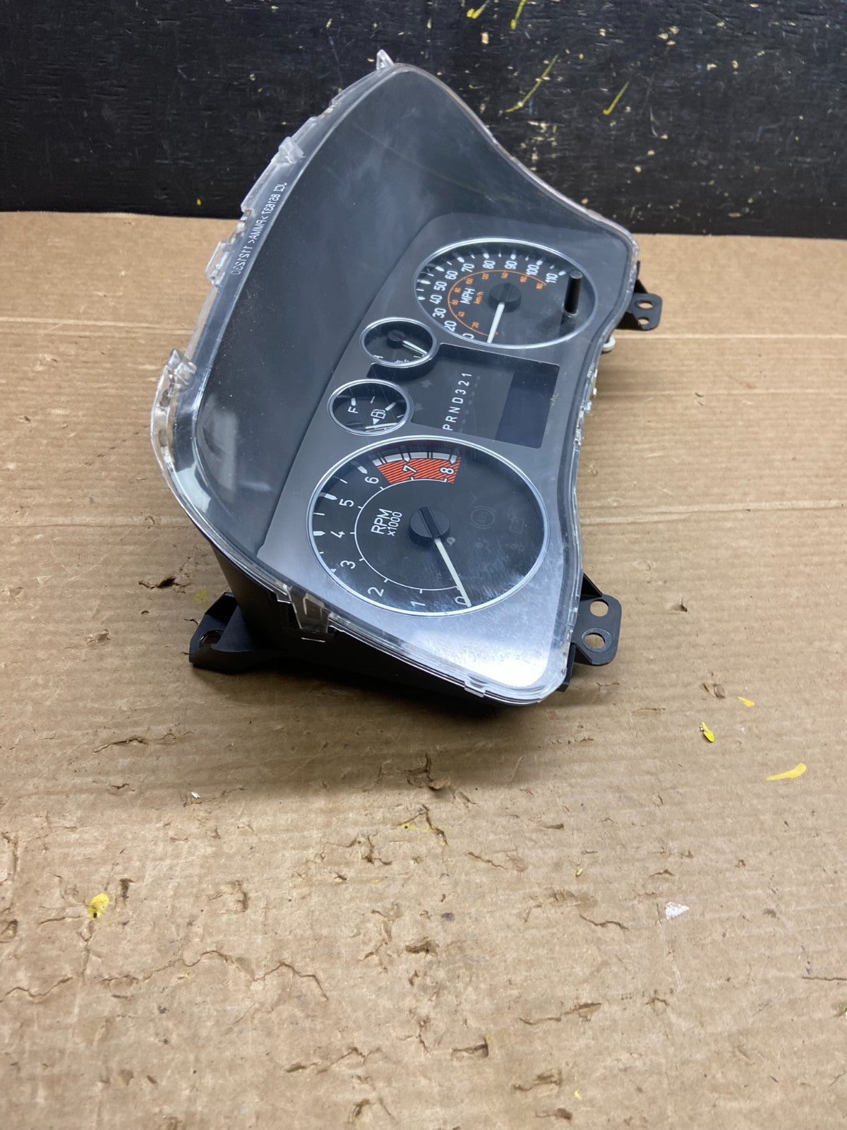 2006 to 2010 Hummer H3 Dash Cluster Gauge Speedometer OEM W1671 DG2