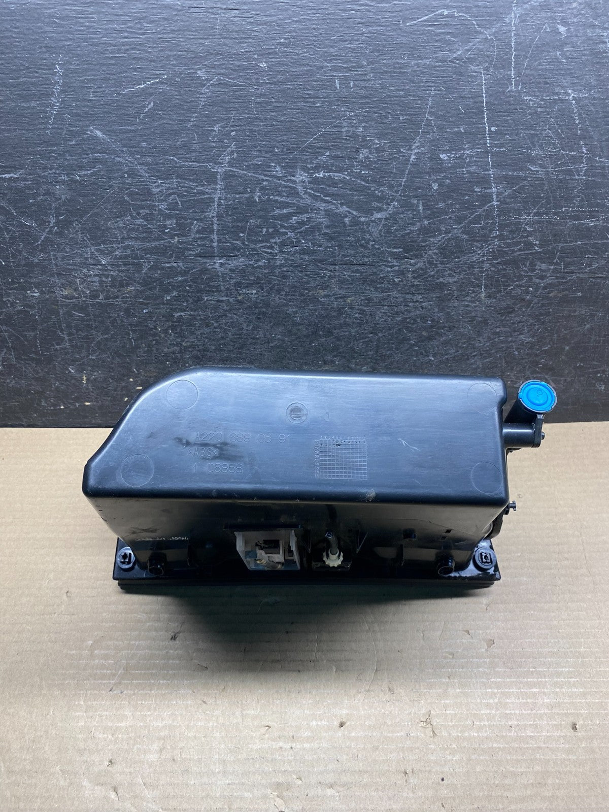 2003-2006 Mercedes W220 S600 Front Dashboard Glove Box Storage ah9709 DG5