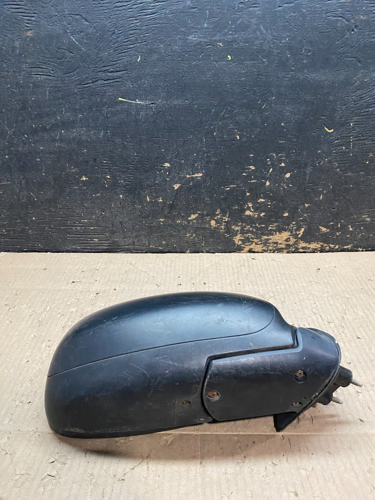 2001 to 2006 Toyota Sequoia Right Passenger View Door Mirror OEM X8008 DG3