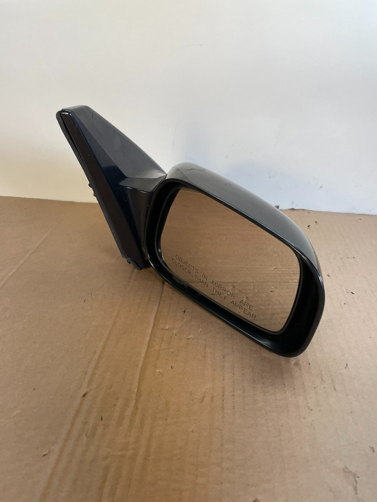 2005 to 2008 Pontiac Vibe Right Passenger RH Side View Door Mirror AG7761 DW2