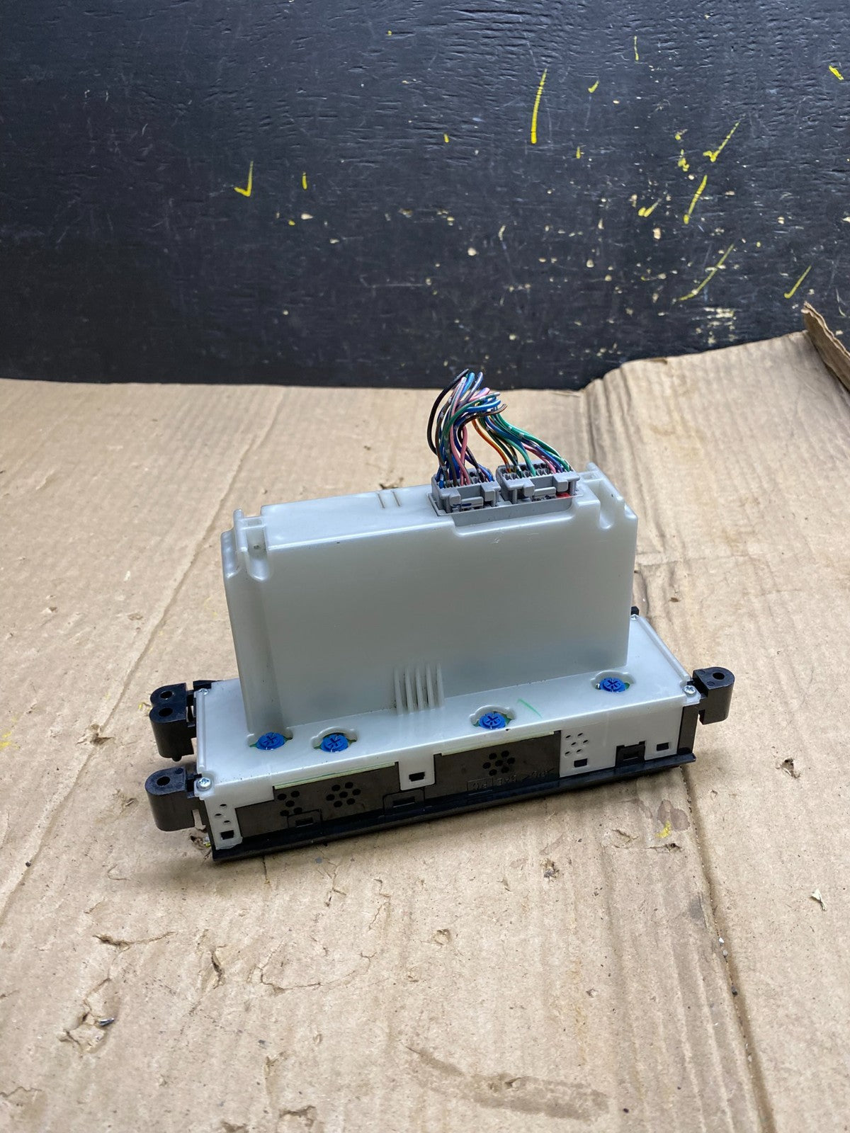 1998-2004 Nissan Pathfinder QX4 Digital Climate Control AC Heat OEM X1827 PS4