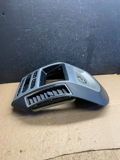 2007 - 2010 Ford Edge Heater Climate Control Radio Control Dash Bezel AF2039 DW2