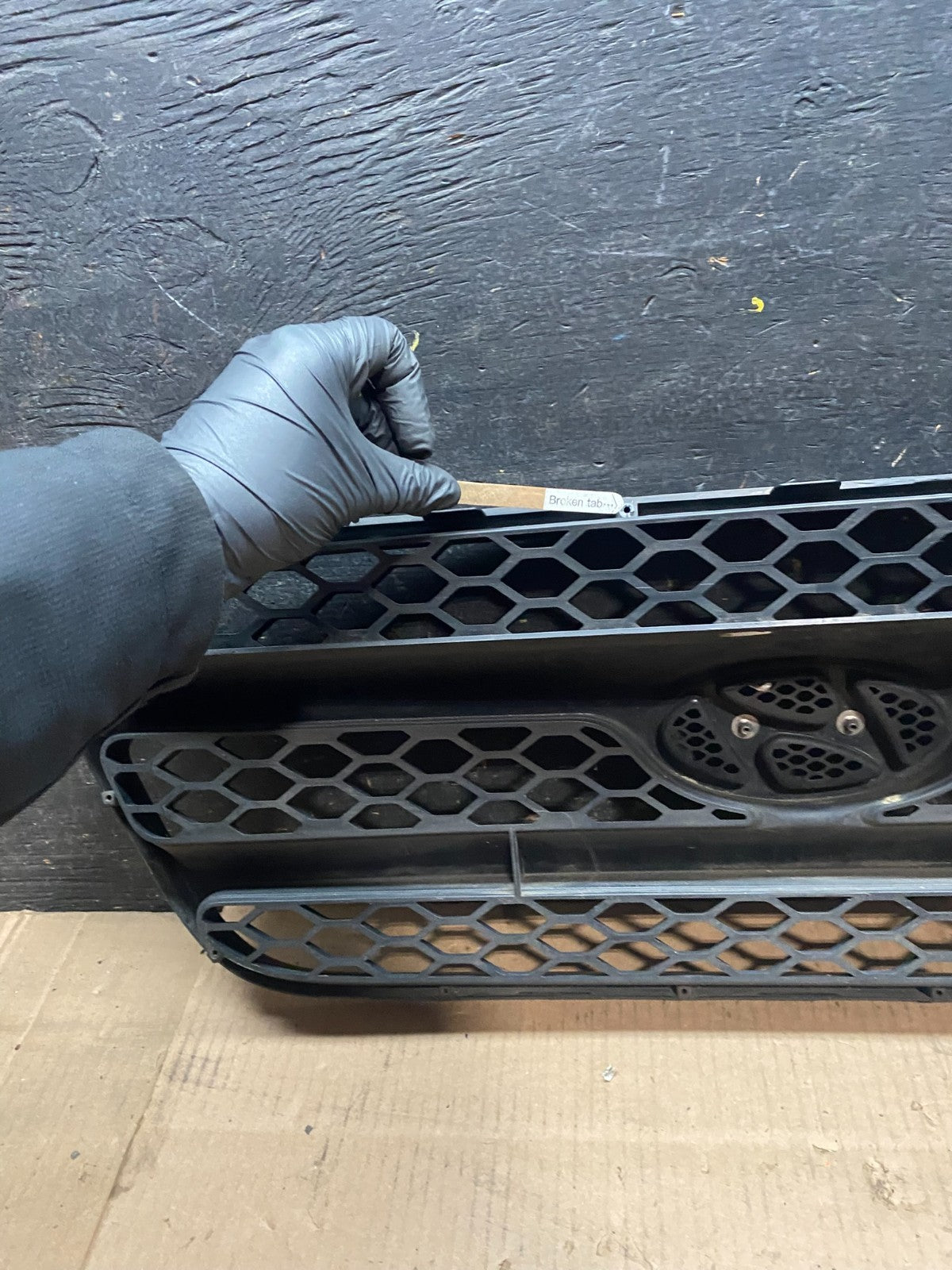 2007 to 2009 Hyundai Santa Fe Front Upper Grill Grille OEM W2485 DG9