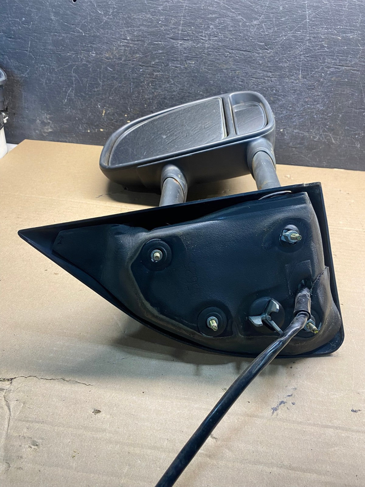 1999 to 2007 Ford F250 F350 F550 Duty Right Passenger RH Side Mirror AH9757 LK4