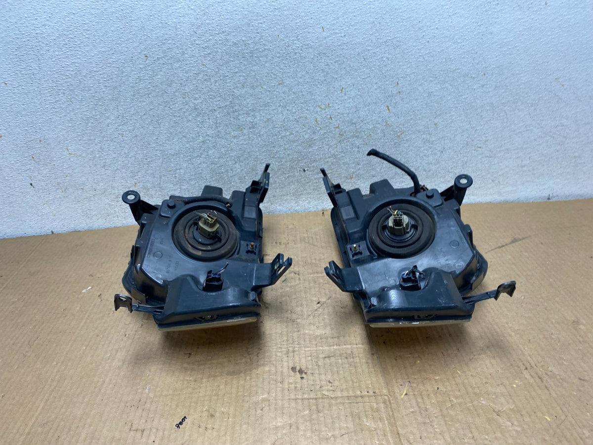 2008 to 2012 Ford Escape Headlights Left+Right Side Set Halogen AI8163 DW11