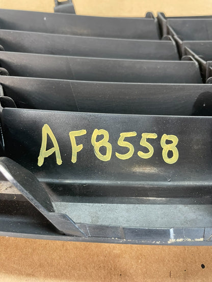2010 to 2015 Infiniti G37 Front Upper Grill Grille af8558 DG8