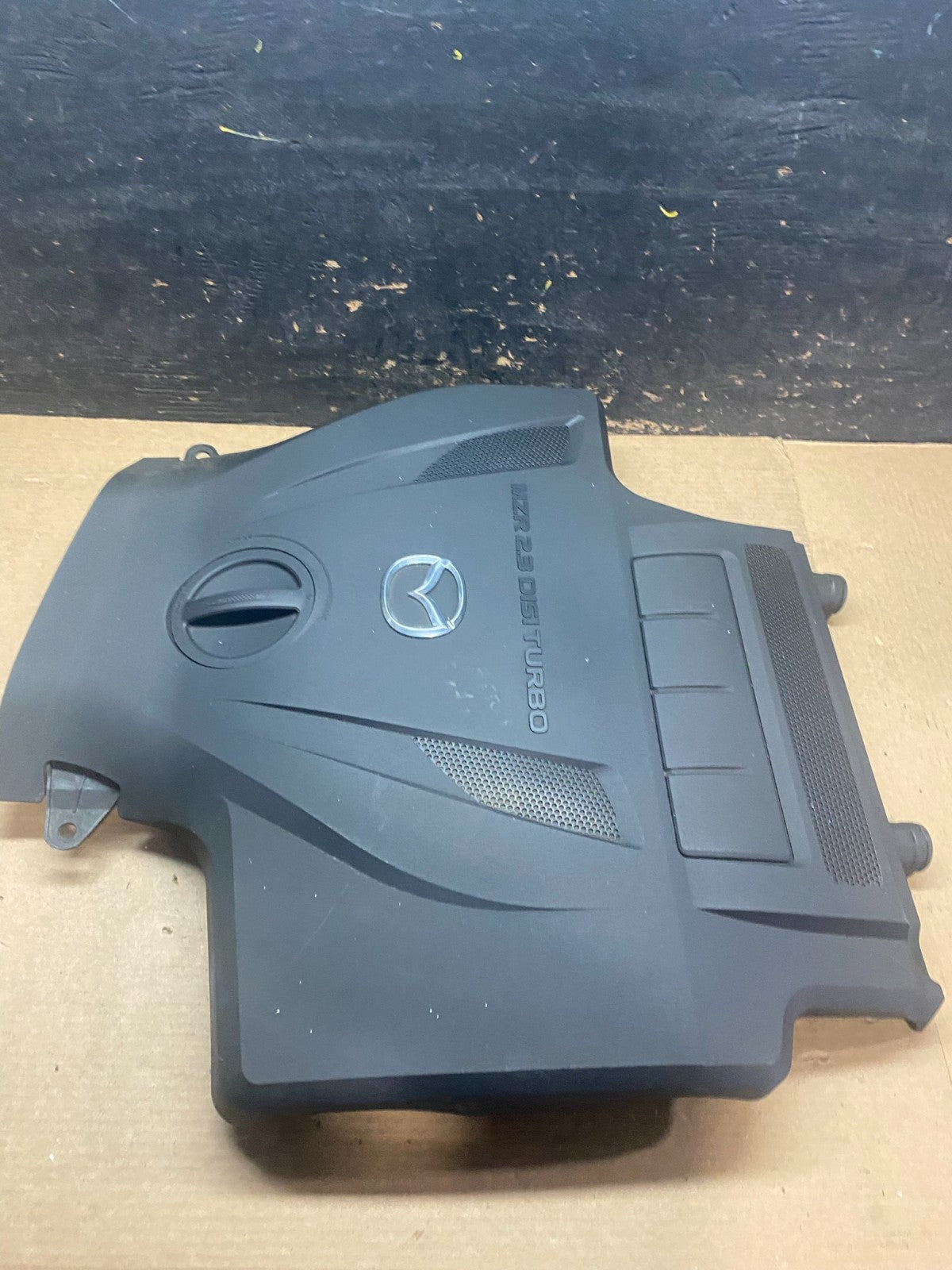 2010 2011 2012 Mazda CX7 CX-7 2.3L Engine Shield Top Cover V7037 DG2