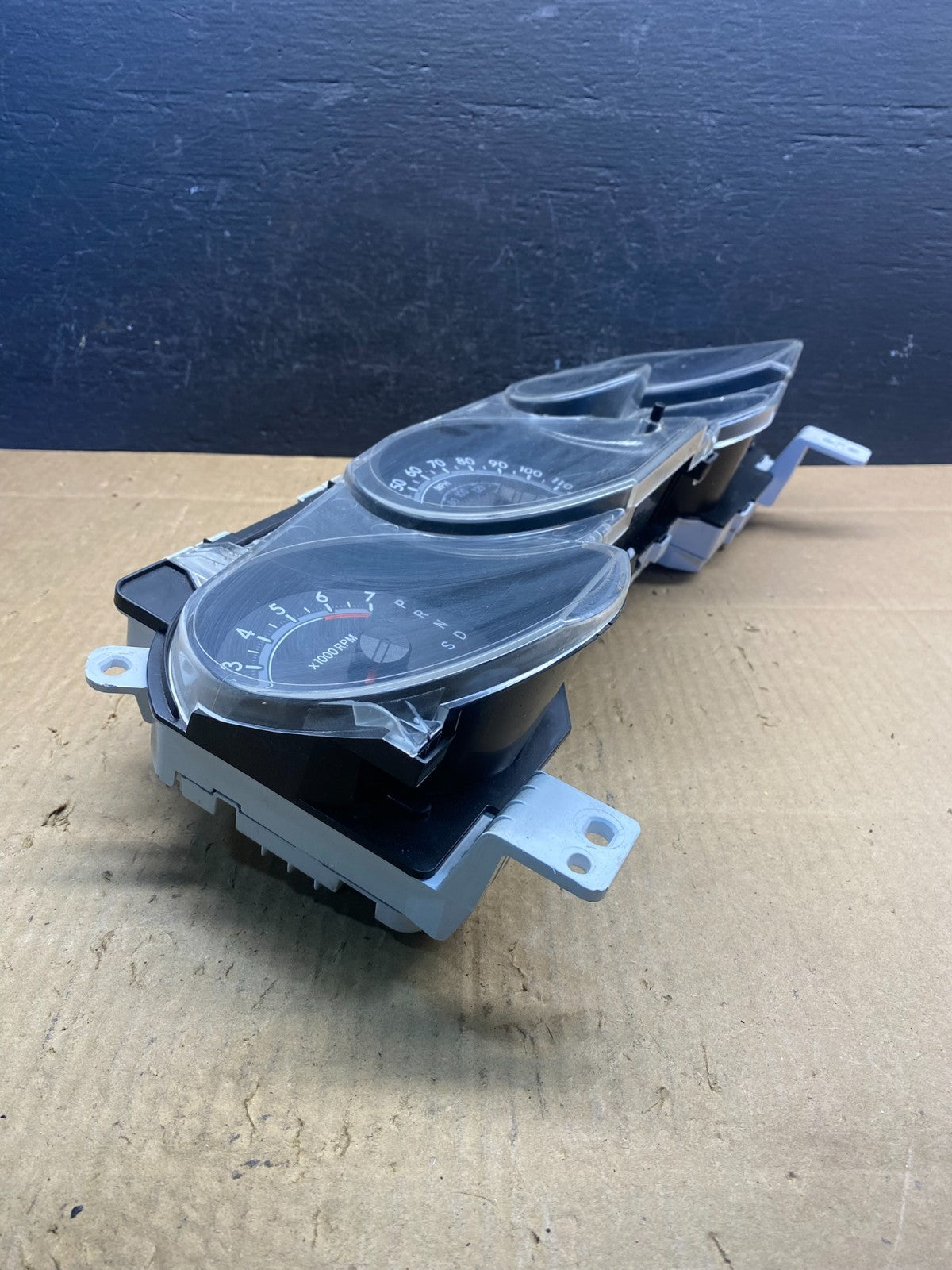2007 to 2013 Toyota Tundra Sequoia Dash Speedometer Cluster Gauge AD1650 DG2