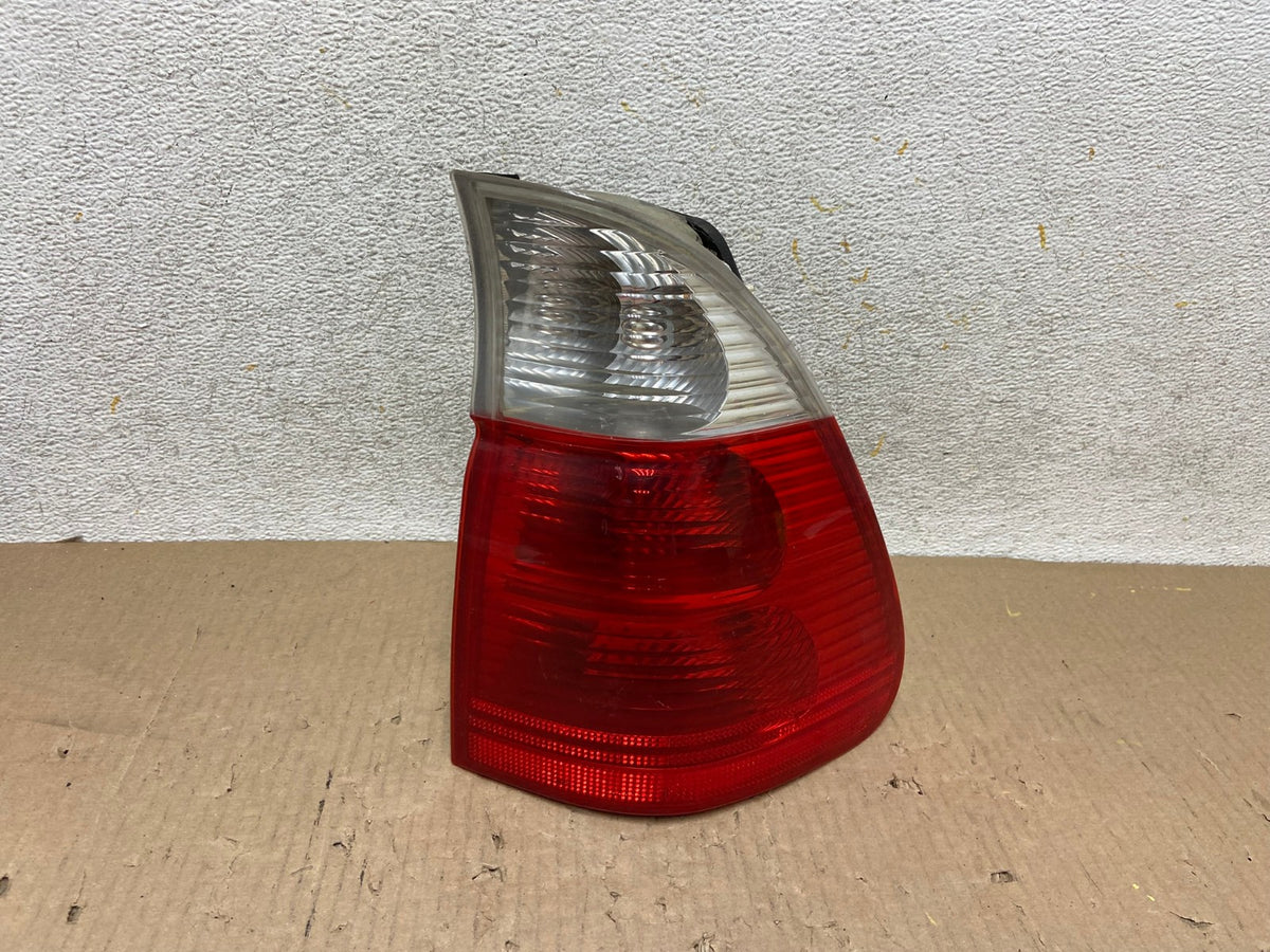 2004 2005 2006 BMW E53 X5 Right Passenger Rh Side Tail Light AH5909 LK1