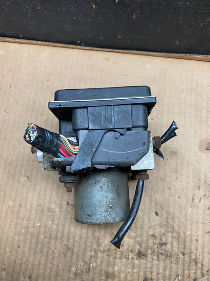 20896911 Chevrolet Tahoe 2011 ABS Anti-Lock Brake Pump Control Module A69190