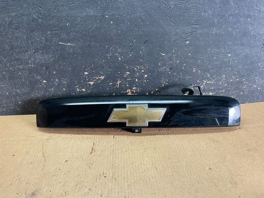 2007 to 2014 Suburban Tahoe Yukon License Plate Cover Trim W/ Camera z8250 DG0