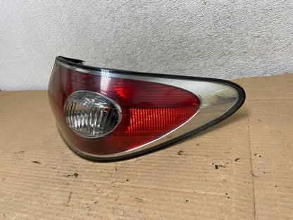 2002 to 2004 Lexus ES300 ES330 Right Passenger Side Tail Light AG9028 LK2
