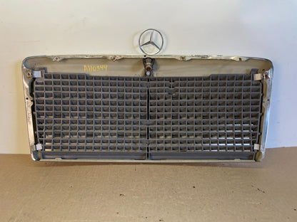 1986-1993 Mercedes-Benz 260E 300E 300TE 400E W124 Front Upper Grille AH0344 DG3