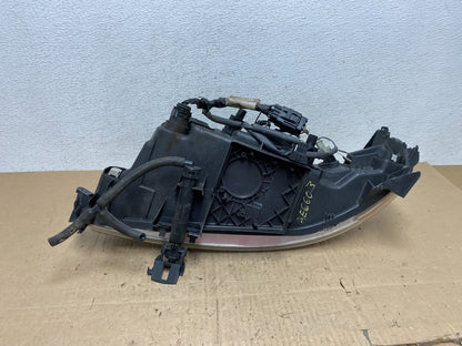 2005 to 2007 Volvo XC70 V70 Passenger Right Passenger RH Headlight AE6603 DW6