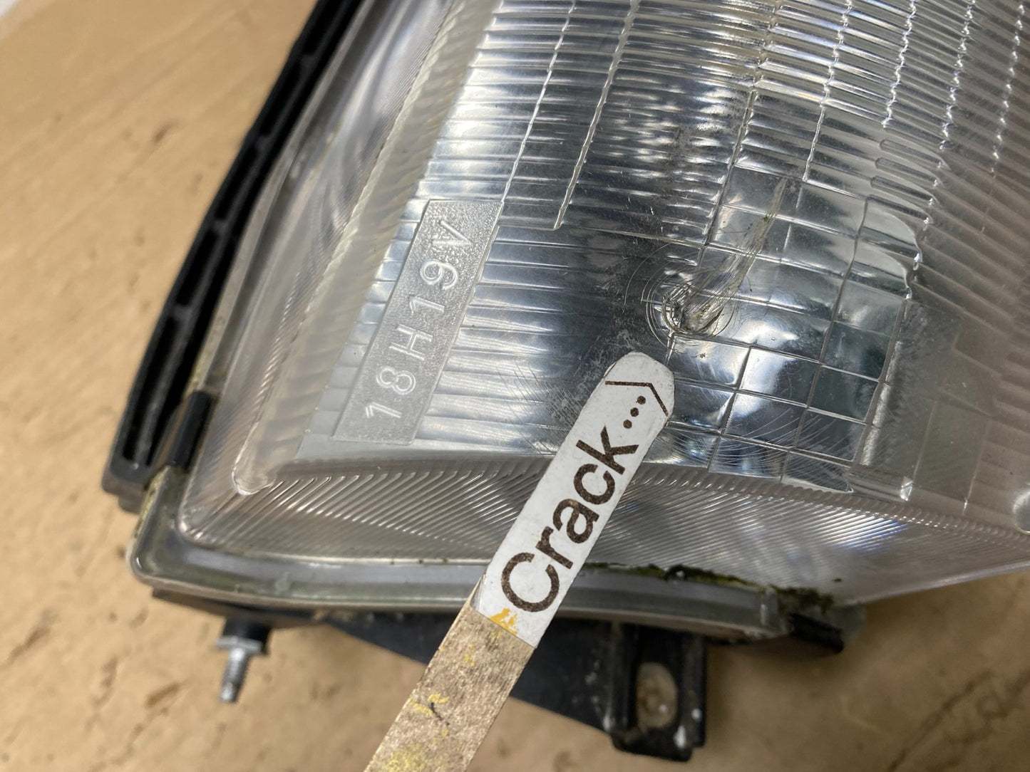 1993 to 1997 Geo Prizm Right Passenger RH Side Headlight AG8326 DW4