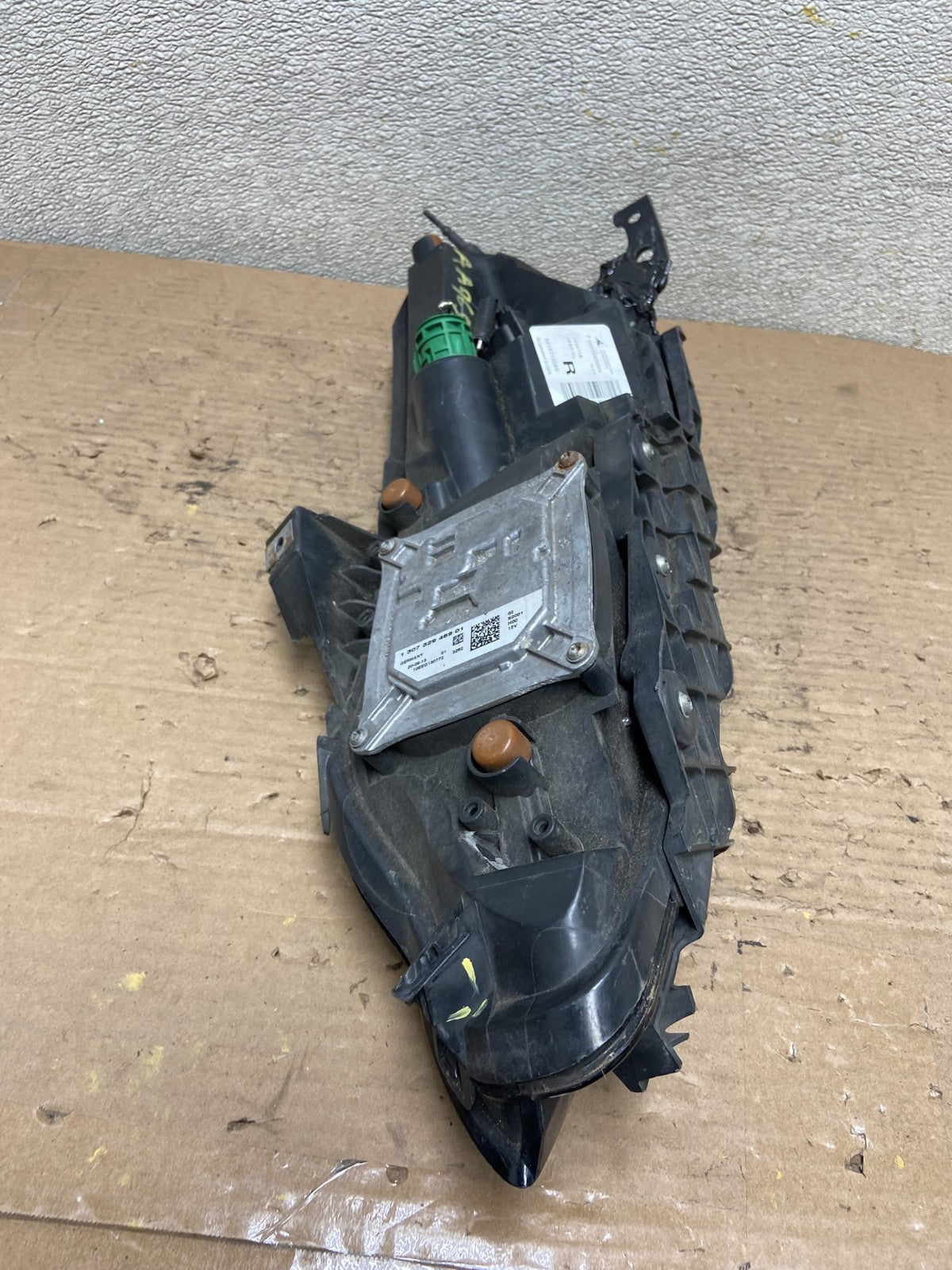 2014 - 2018 Jeep Cherokee Right Passenger RH Side LED Headlight Oem AA9656 DW9