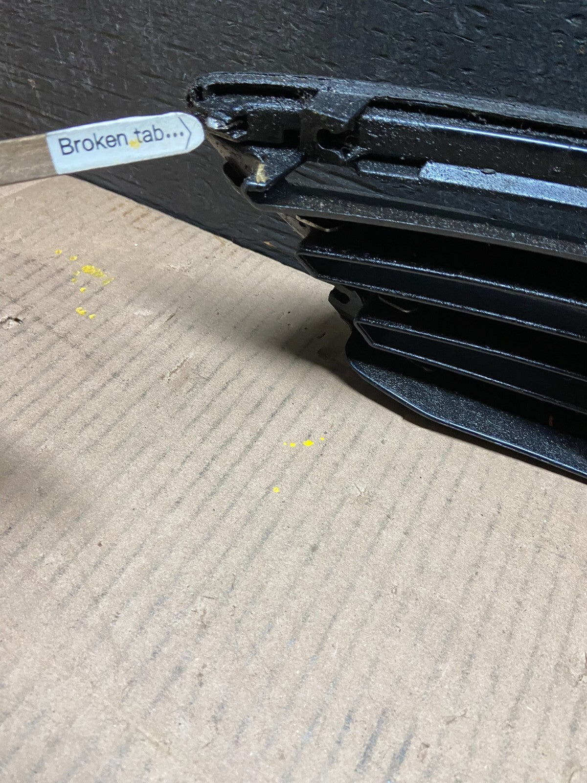 2004 Lexus ES330 Front Upper Grill Grille H6644 OEM DG16