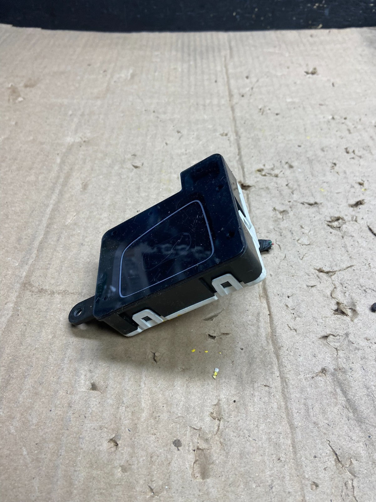 2006 Subaru Tribeca B9 Center Left Side Dash Open Door Light Display X1892 DG3