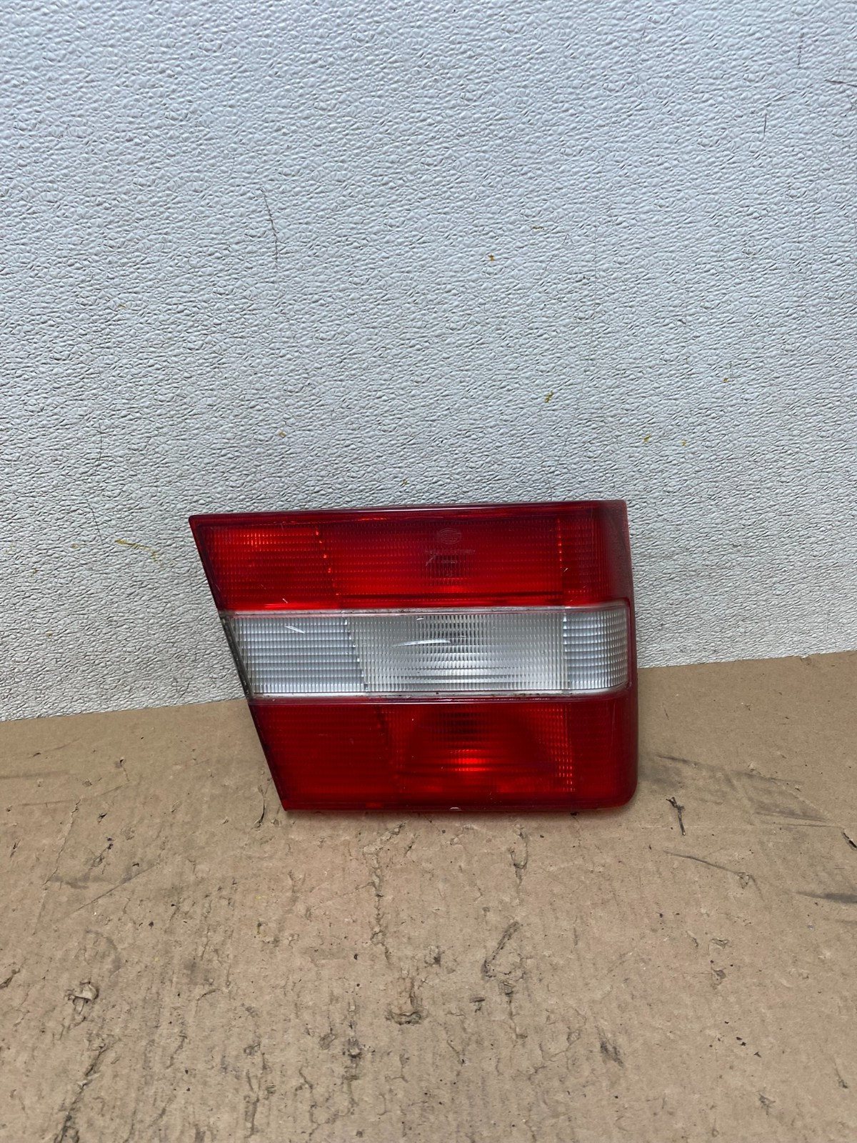 1995 to 1997 Volvo 940 960 Left Driver LH Side Inner Tail Light Oem R6555 DG0