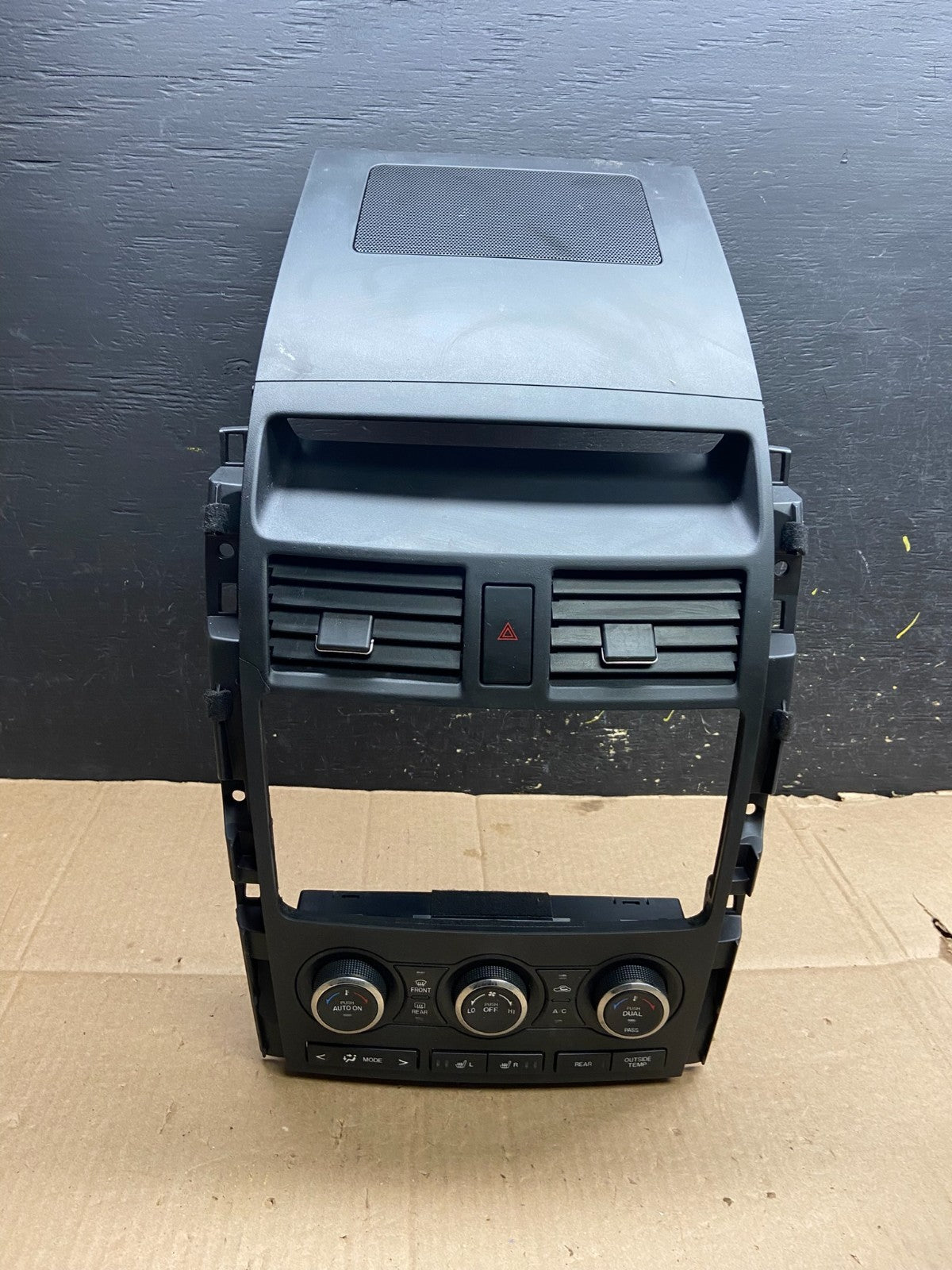 2010 to 2015 Mazda CX-9 Radio Dash Trim Bezel W/Vent AC Climate Control Y2252 DG0