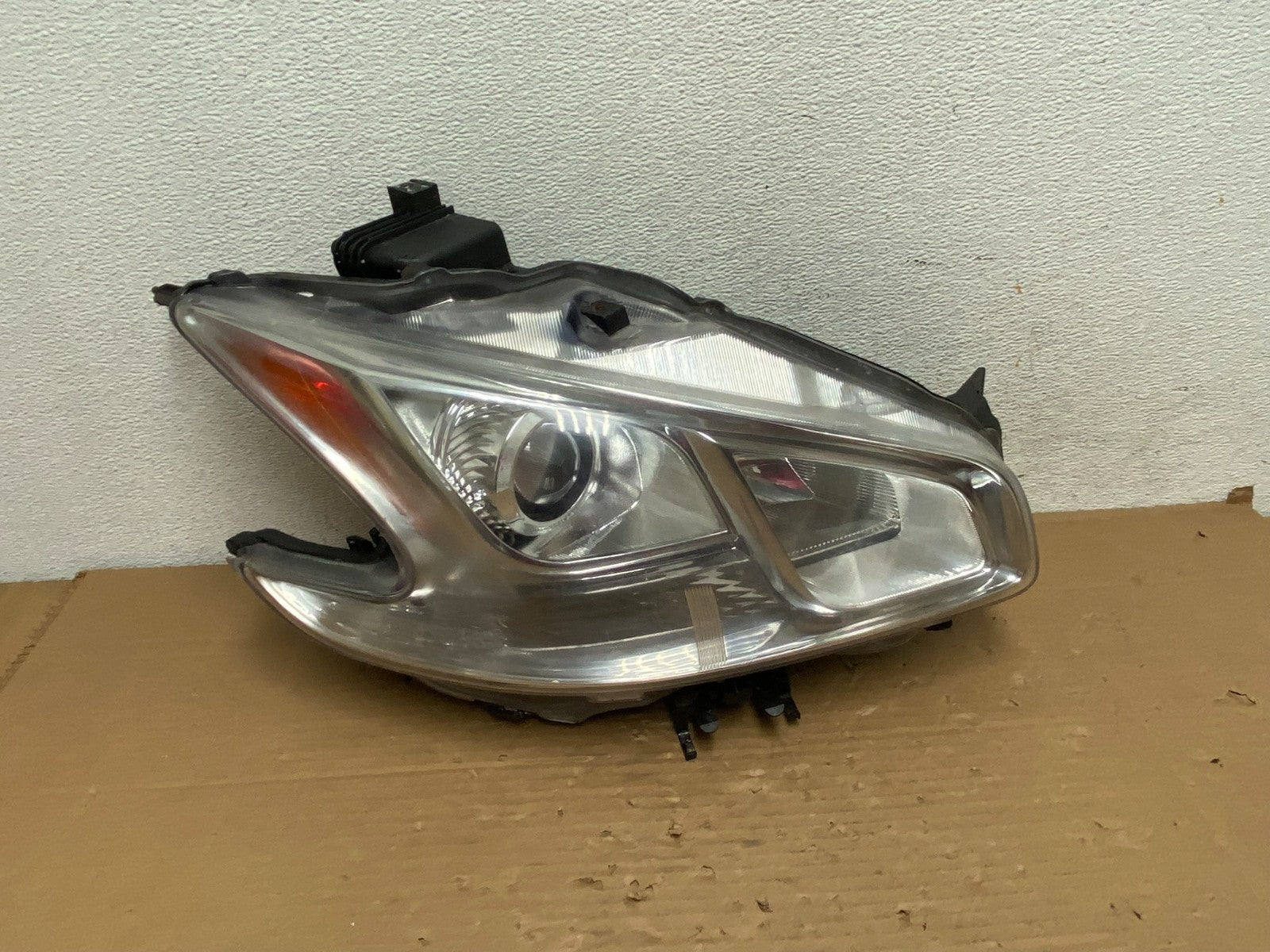 Halogen 2009-2014 Nissan Maxima Right Passenger Headlight AD4248 DW0