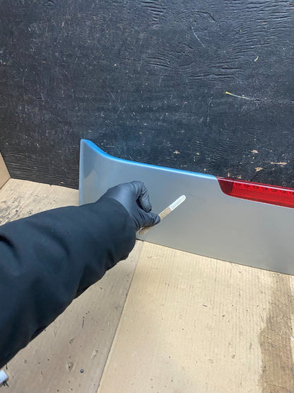 2005 to 2011 Hyundai Accent Trunk Lid Hatch 3rd Brake Light Spoiler X3417 DG3