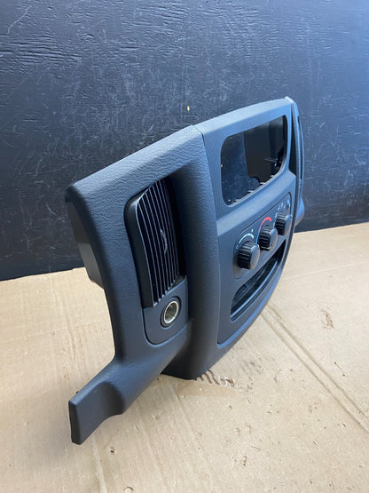 2002 to 2005 Dodge Ram Radio Climate Control Dash Air Vent Bezel Trim AD7220 DG1