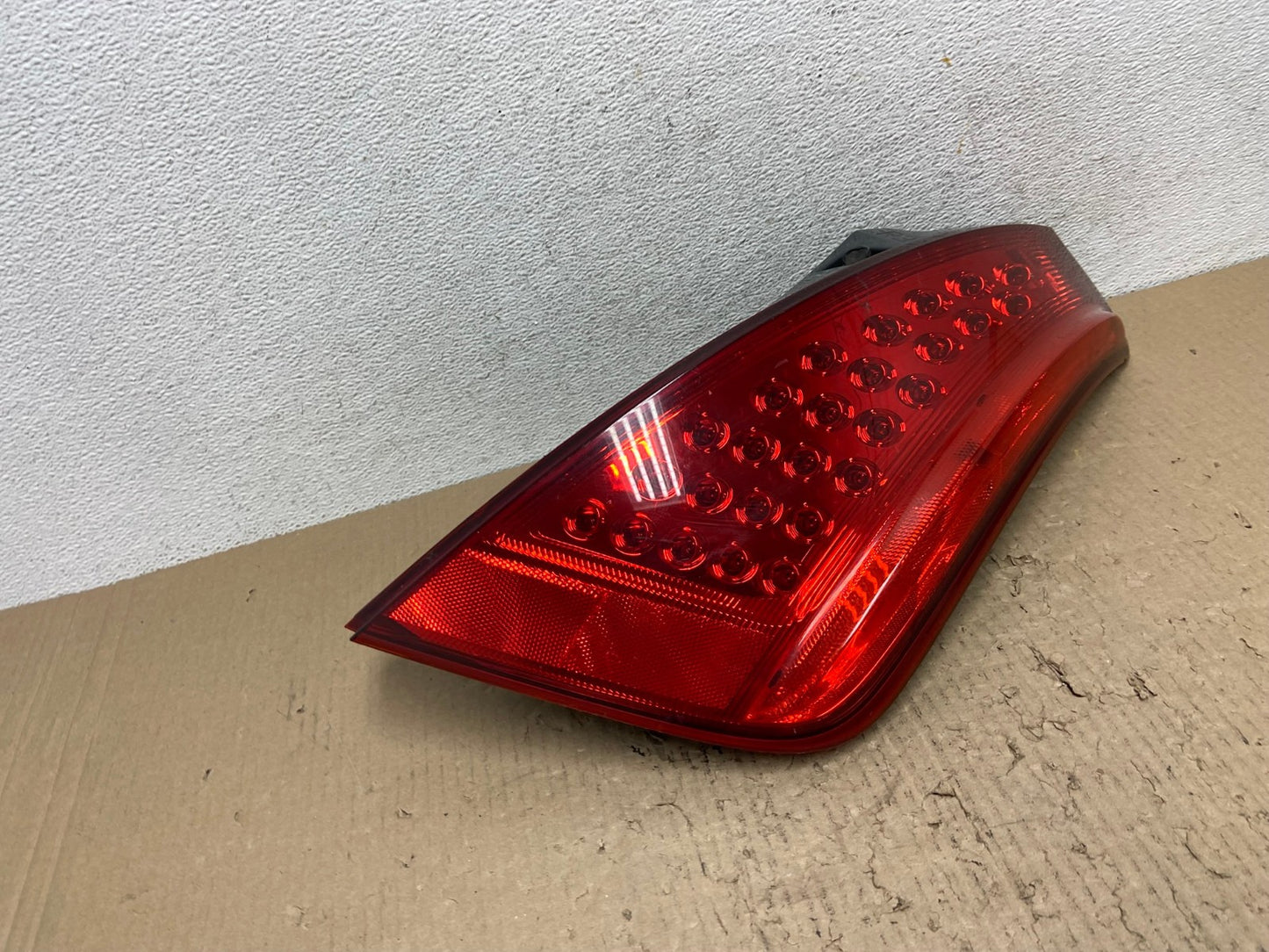2006 to 2007 Nissan Murano Right Passenger Rh Side Tail Light AF2883 LK2