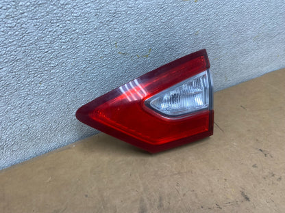 2013 to 2016 Ford Fusion Right Passenger RH Side Tail Light Inner Oem X5247 DW2