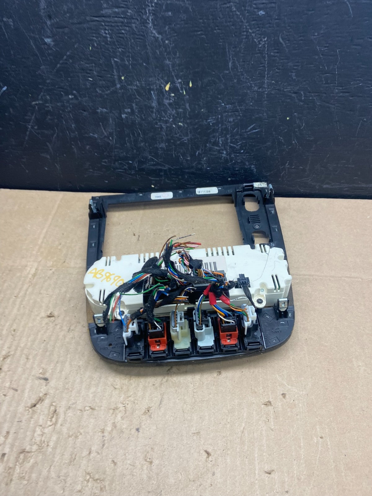 2002-2005 Mercedes ML500 ML350 W163 AC Temp Heater Climate Control OEM AB9690 DG4