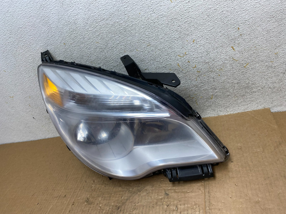 2010 - 2015 Chevrolet Equinox Halogen Headlight Right Passenger Side AI4759 DW1