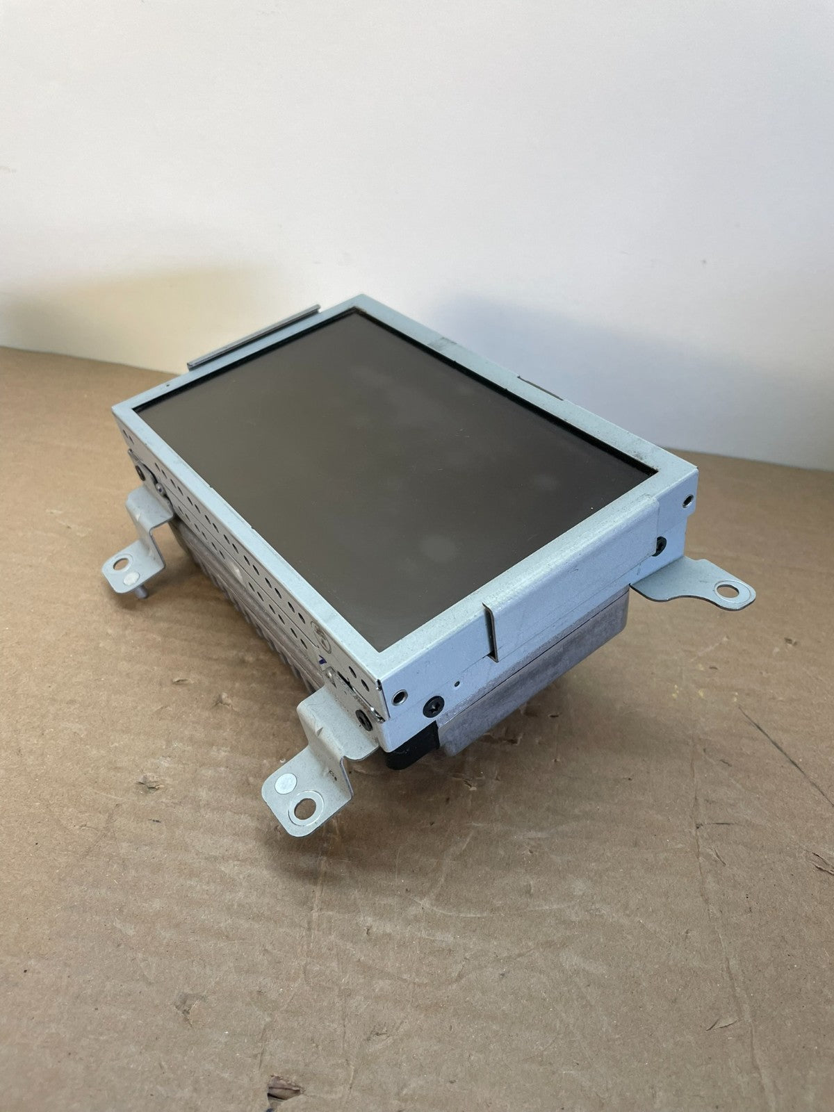 2013 to 2016 Ford Taurus 4.2" Radio Navigation Screen Module AI0550 DG2