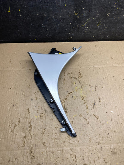 2011-2014 Hyundai Sonata Center Console Upper Right Trim Molding Bezel U5255 DG3