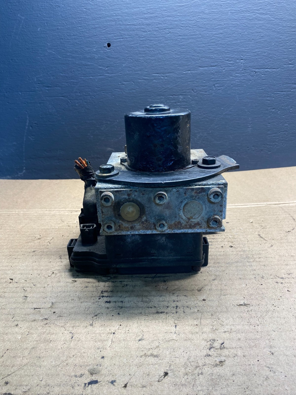 Wabco ABS Hydraulic ABS Pump With Module P/N 4784070720 ab7323 DG3