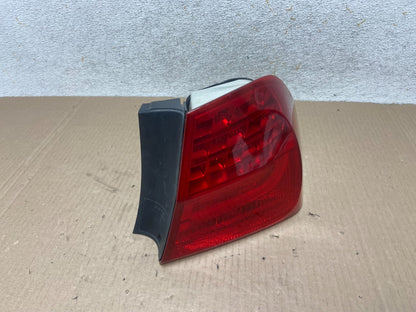2009 2010 BMW 328i 3 Series Right Passenger RH Side Tail Light AI9502 LK2