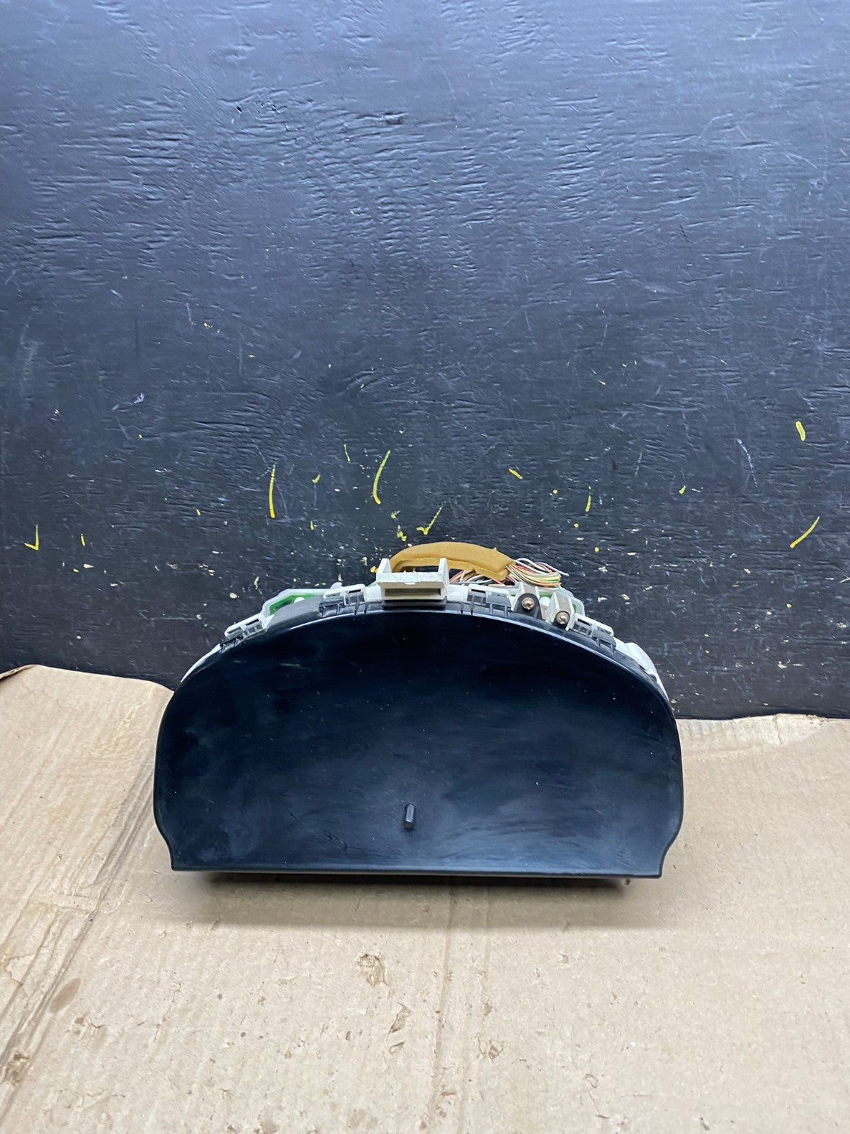 2000 to 2003 Lexus RX300 Speedometer Cluster Gauge OEM X6023 DG0