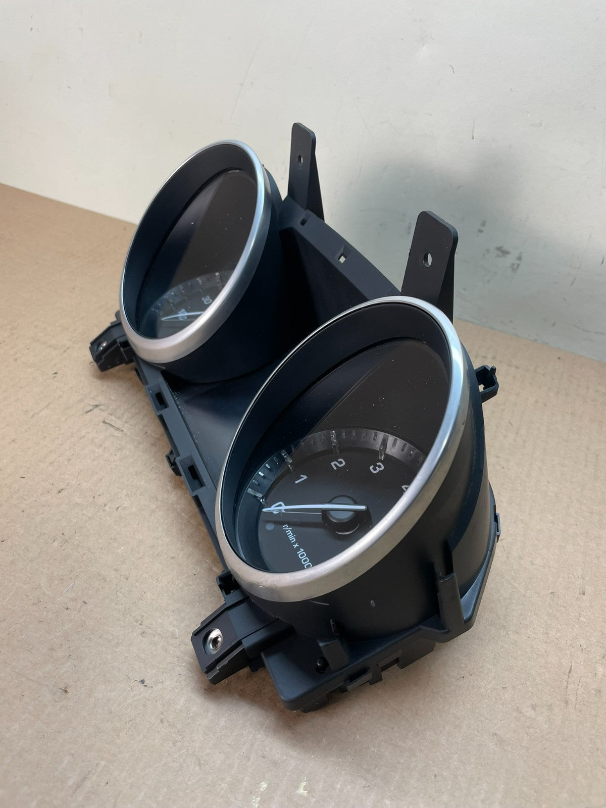 2014 2015 Land Rover Range Rover Sport Speedometer Cluster Gauge AI4358 DG2