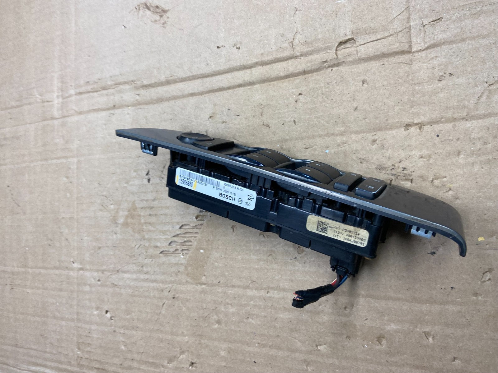 2007-2014 Cadillac Escalade Master Left Driver Power Window Switch AD7198 DG3