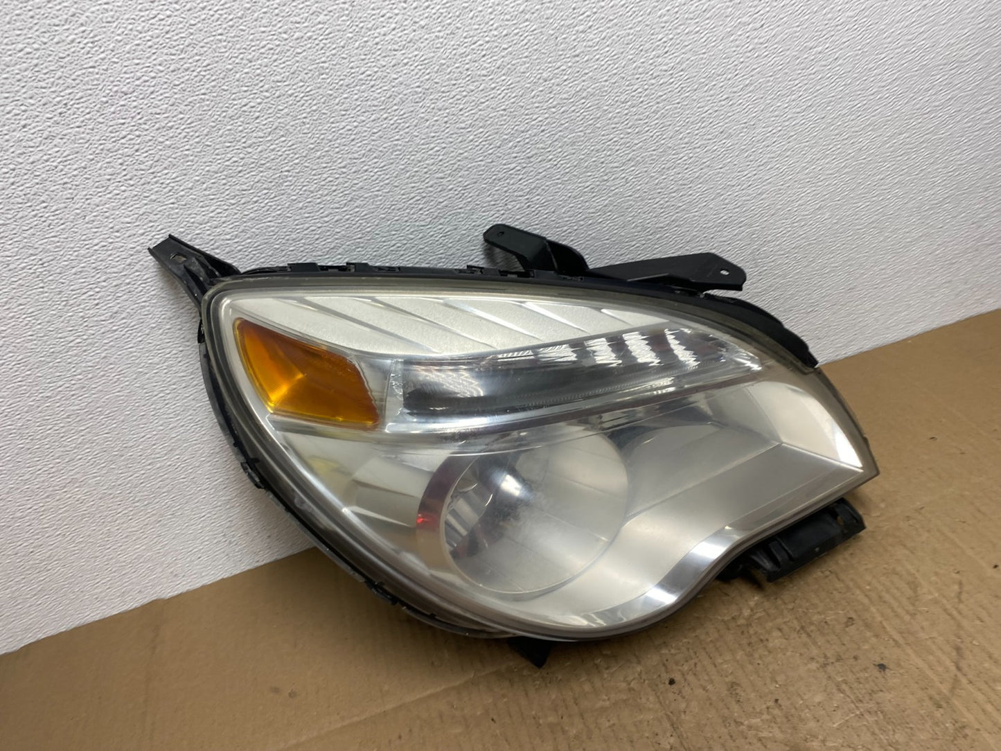 2010 - 2015 Chevrolet Equinox Halogen Headlight Right Passenger Side AB8254 DW2