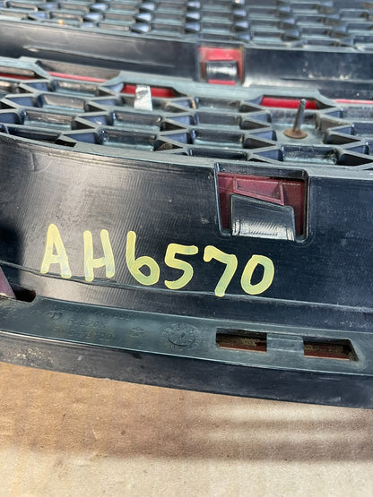 2011 to 2020 Dodge Grand Caravan Front Upper Grill Grille ah6570 DG5