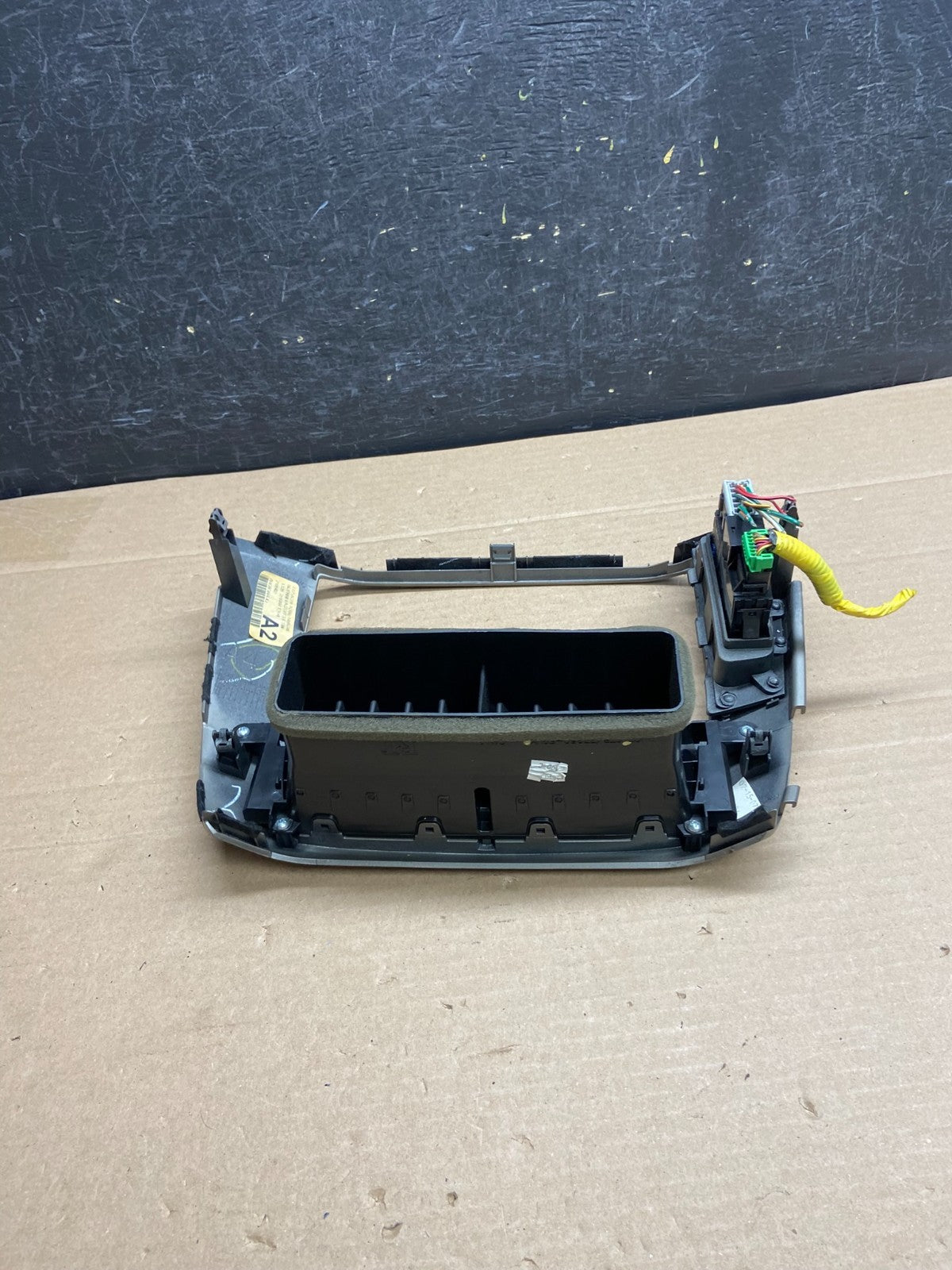 2006-2008 Honda Pilot Center Dash Radio Screen Display Trim Bezel AG5116 DG4