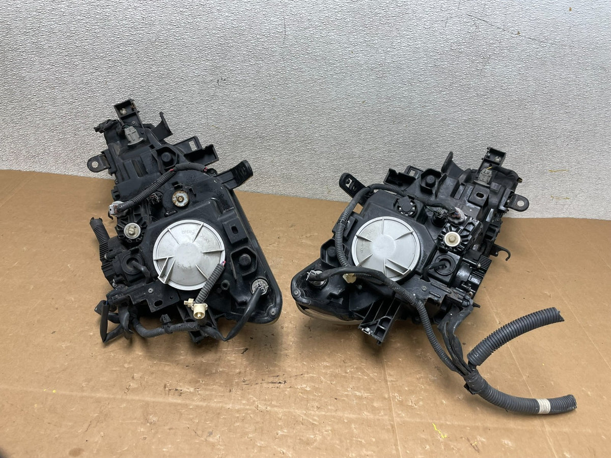 Xenon 2011 2012 2013 2014 Nissan Murano Headlights Left+Right V5001 DW7