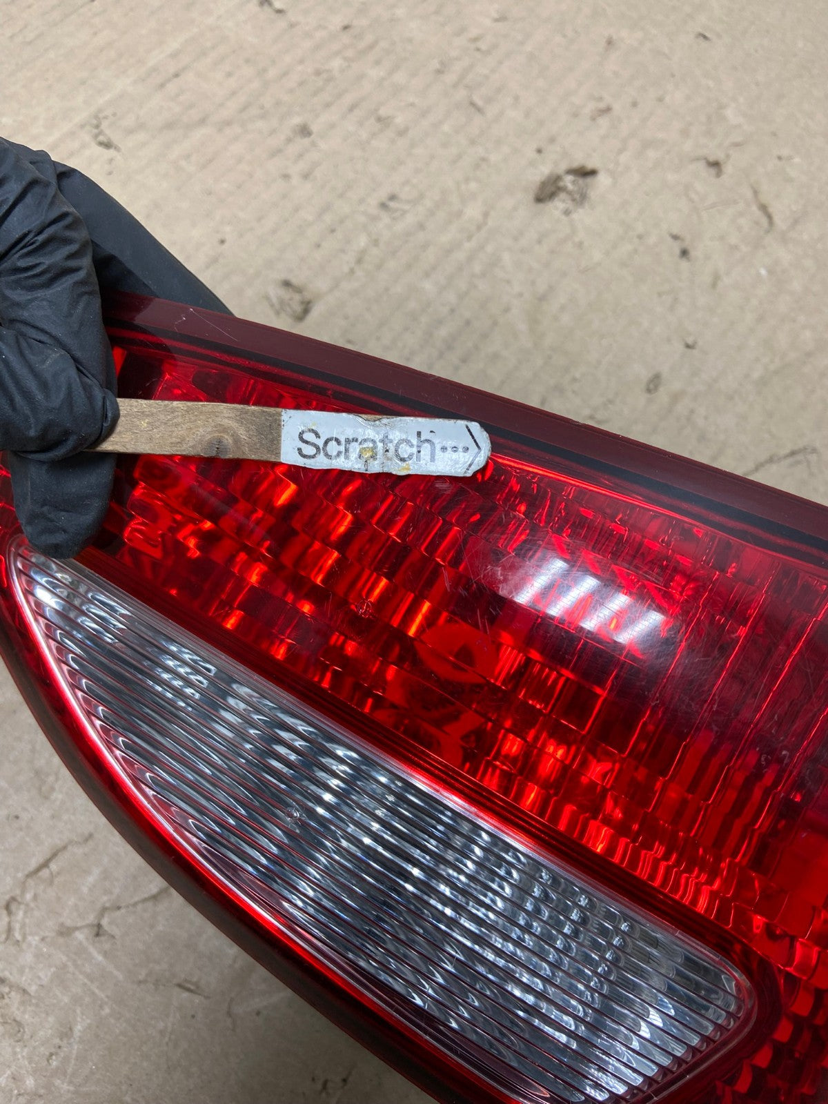 2006 2007 Subaru Tribeca B9 Right Passenger Side Tail Light Inner AH6892 LK3