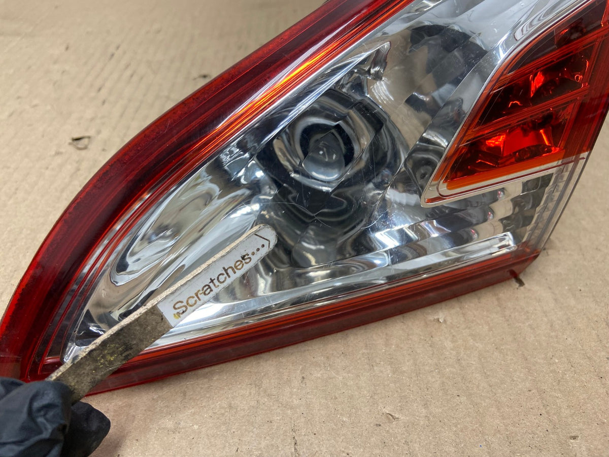 2011-2014 Nissan Murano Right Passenger RH Side Inner Tail Light AH5789 LK3