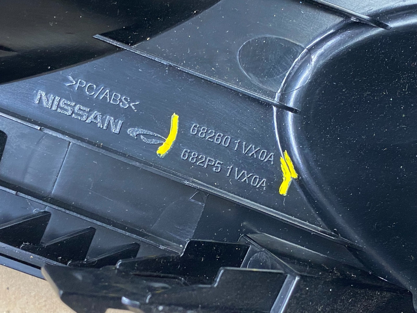 OEM 2011 2012 2013 Nissan Rogue Dash Upper Center Radio Bezel Trim X2010 DG5