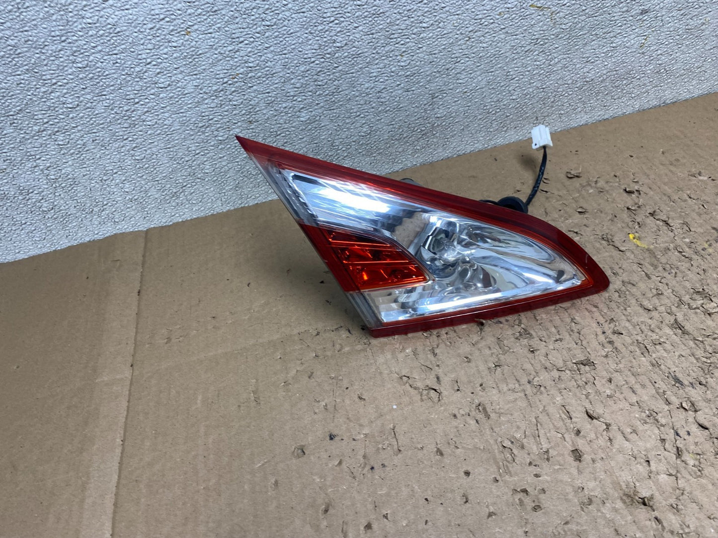 2011-2014 Nissan Murano Left Driver Lh Side Inner Tail Light Oem T8070 DW2