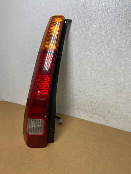 2002 2003 2004 Honda Crv Cr-v Left Driver Lh Tail Light AD4451 LK1