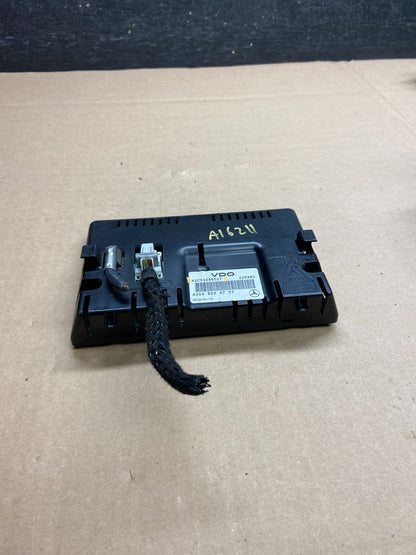 2008-2011 Mercedes W204 C300 Navigation Display Screen Monitor AI6211 DG5