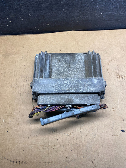 2001-2002 Silverado Tahoe Engine Computer Module 12200411 ECM ECU AH7247 DW1