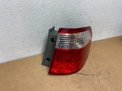 2005 2006 2007 Honda Odyssey Right Passenger RH Side Tail Light AD6049 DW2